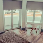 インファンテ ドン エンリケ ゲストハウス 2*