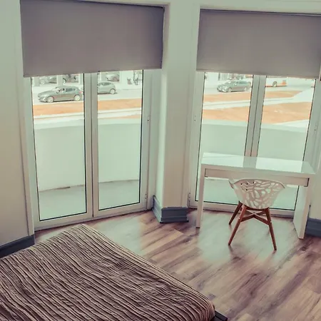 Infante Dom Henrique Gæstehus 2*