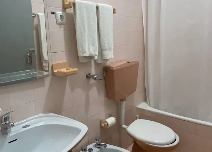 Infante Dom Henrique Casa de hóspedes Coimbra